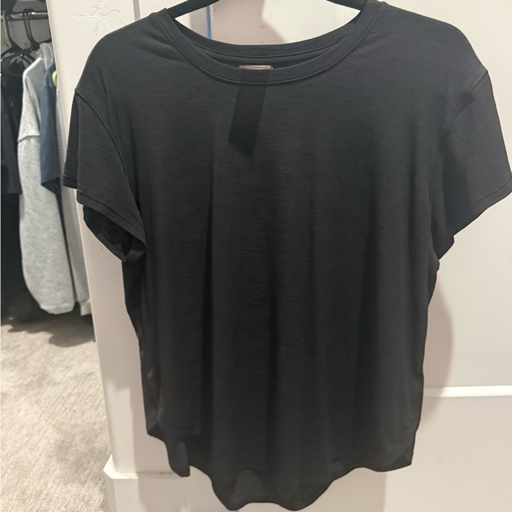 CALIA by Carrie Underwood Black Short-Sleeve Crewneck Tee
